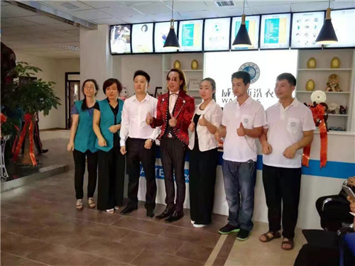 威特斯來(lái)分析開(kāi)一間干洗店成本多少